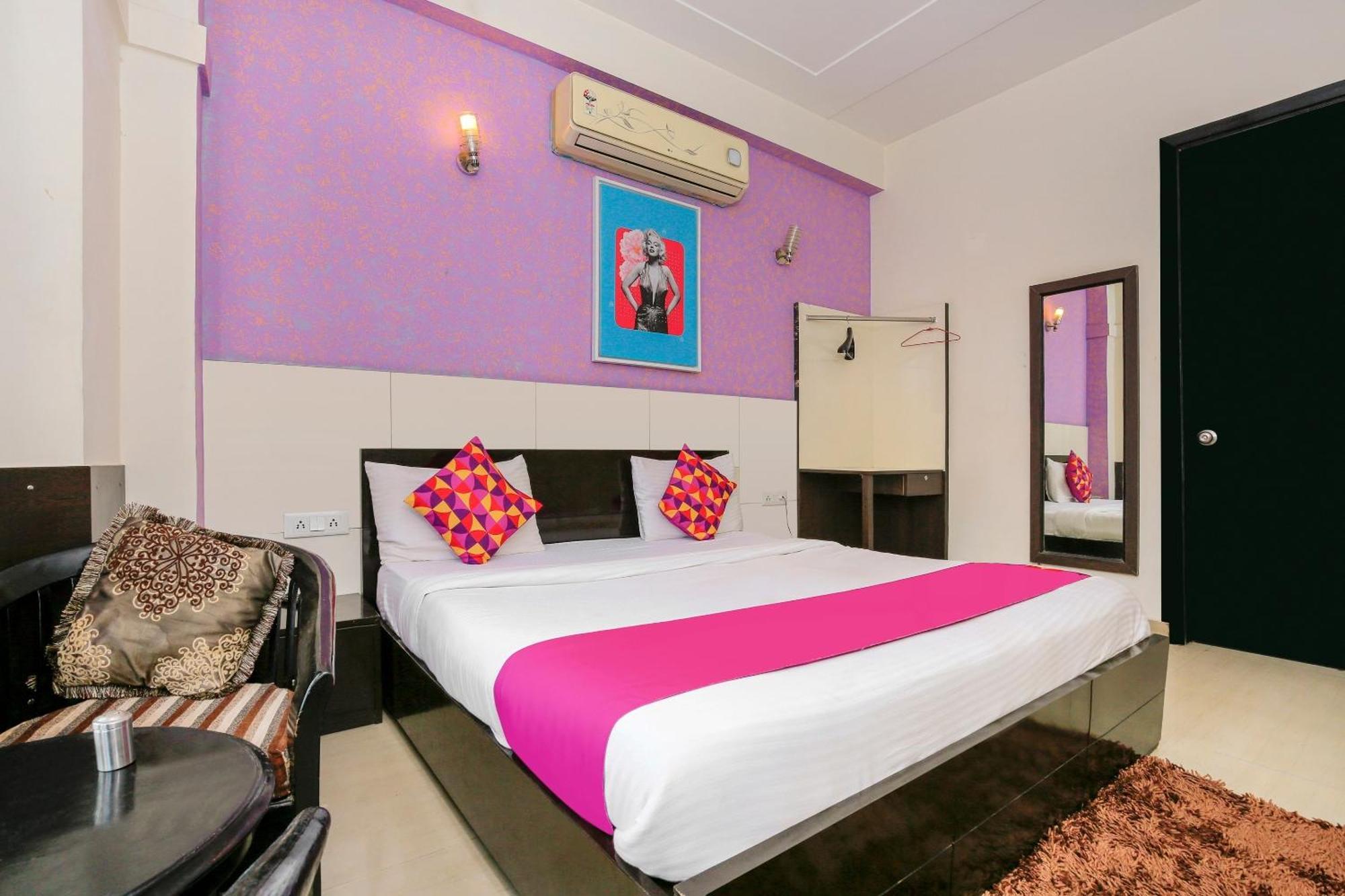 Hotel O Golf Stays Near Aravali Biodiversity Park Gurgaon Buitenkant foto