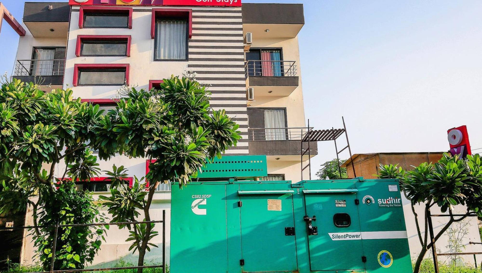 Hotel O Golf Stays Near Aravali Biodiversity Park Gurgaon Buitenkant foto