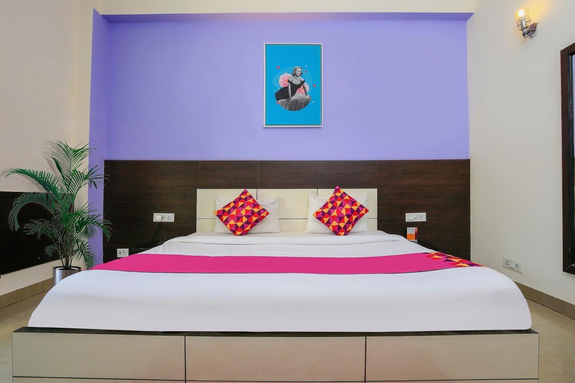 Hotel O Golf Stays Near Aravali Biodiversity Park Gurgaon Buitenkant foto