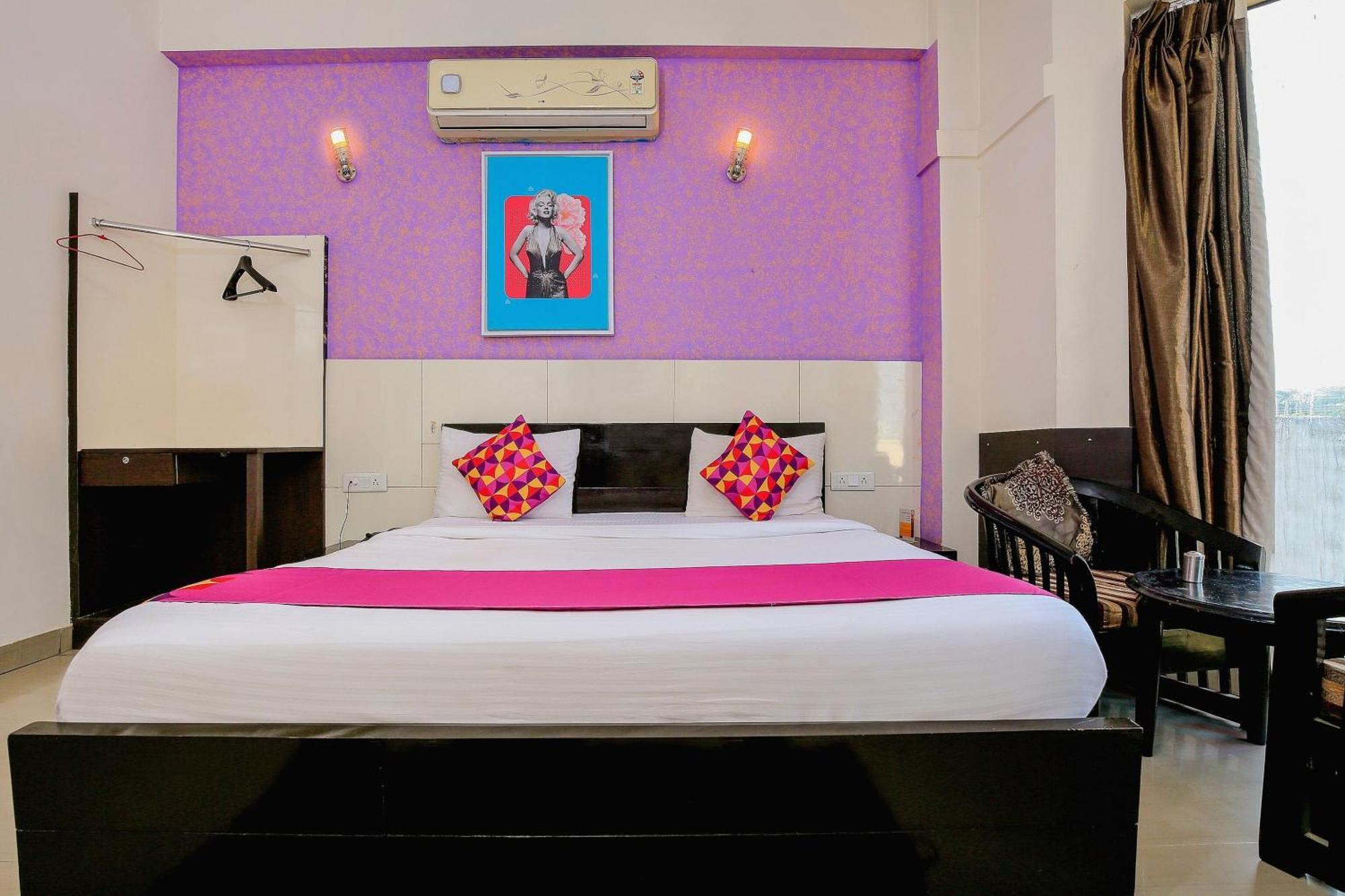 Hotel O Golf Stays Near Aravali Biodiversity Park Gurgaon Buitenkant foto