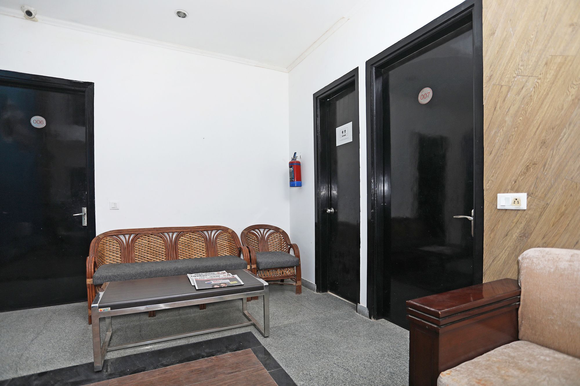 Hotel O Golf Stays Near Aravali Biodiversity Park Gurgaon Buitenkant foto